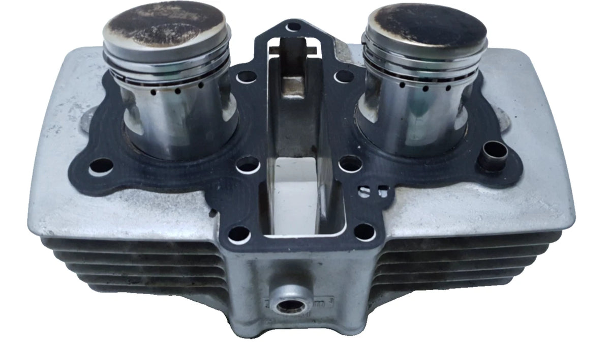 Cylindre et pistons 44mm Honda CA 125 Rebel 1997 Réf : 12100-KC2-681