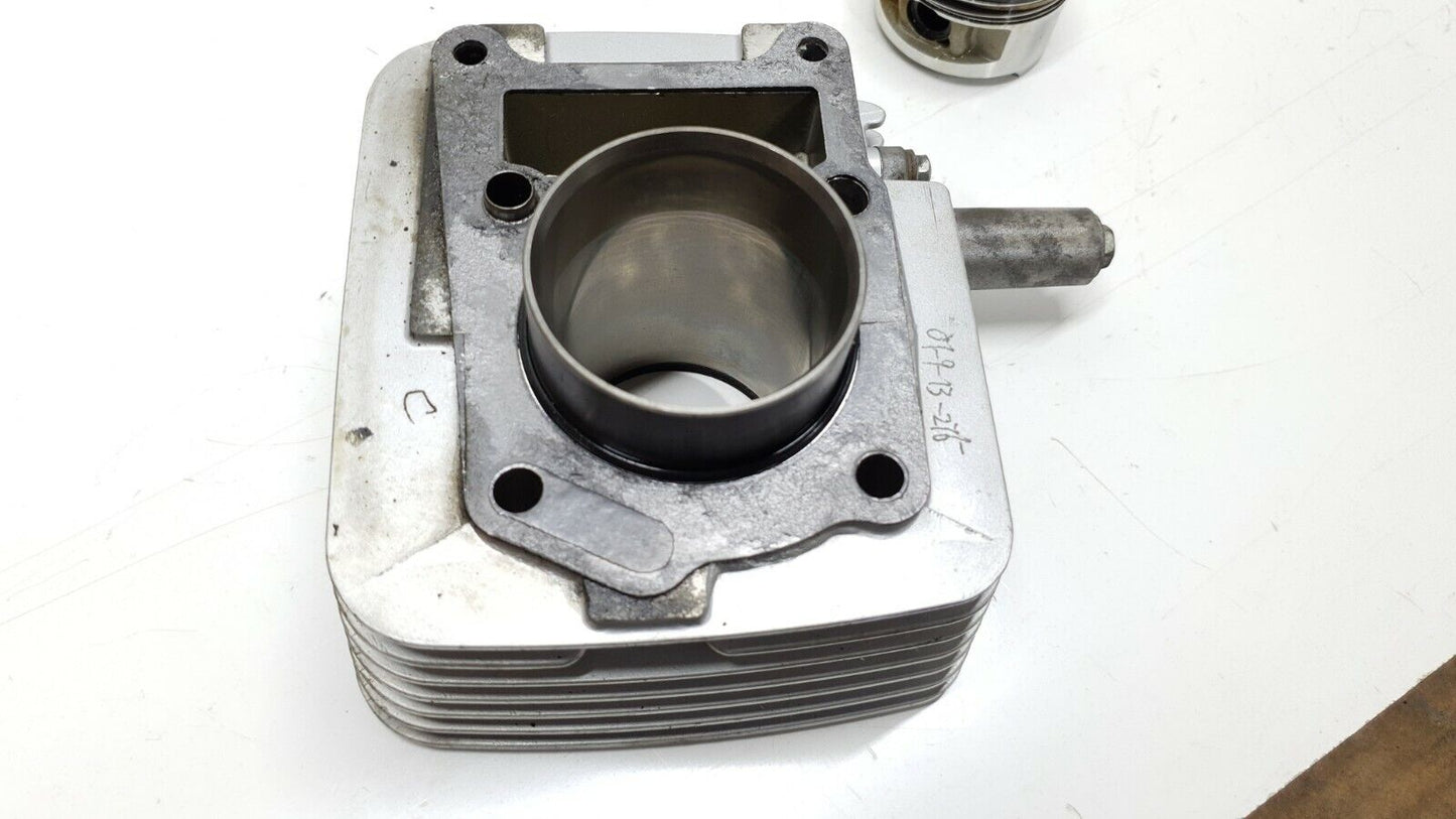 Cylindre & piston 54mm Yamaha XT125X 2008 (N°2) Réf : 5VLE13101000 Cylinder