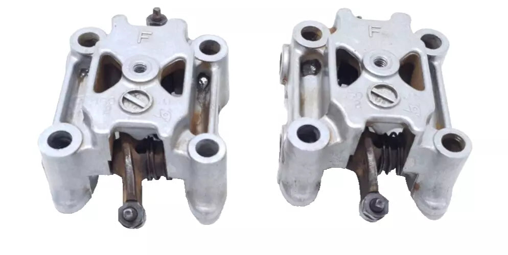 Support d'arbre à cames Honda CM 125 T 1978 n°4 Réf : 12231-399-000