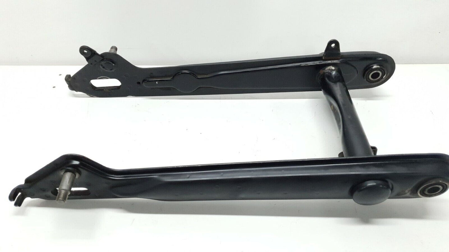 Bras oscillant Sym Wolf 125 2007 Réf : 52100-B3T-000 Swingarm