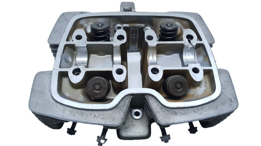 Culasse Honda CM 125 Twin 1981 n°2 Réf : 12200-399-000