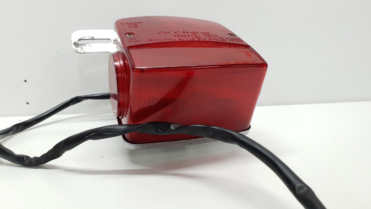 Feu arrière Suzuki GN 125 2001 Réf : 35710-383B0-000 Rear light