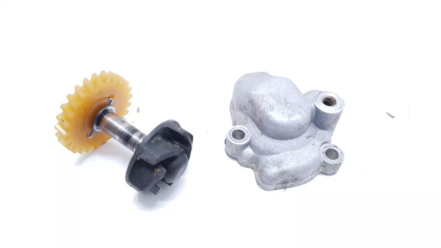 Pompe à eau Yamaha DT125LC 1983 n°2