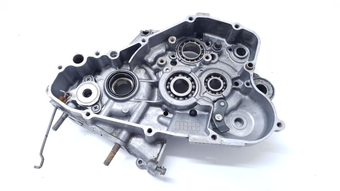 Carter moteur central droit Suzuki 125 RM 1984 Réf : 11301-14830-000