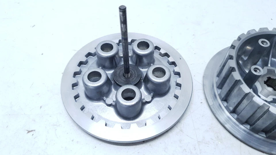 Embrayage incomplet Yamaha TDR 125 1998 Réf : 37F163710100