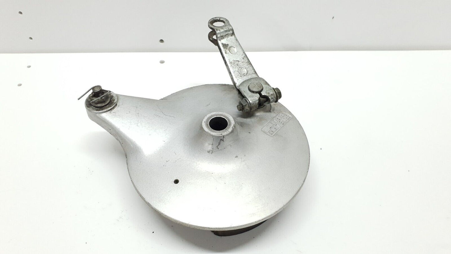 Tambour de frein arrière Suzuki GN 125 2001 Réf : 64210-39115-000 Rear brake