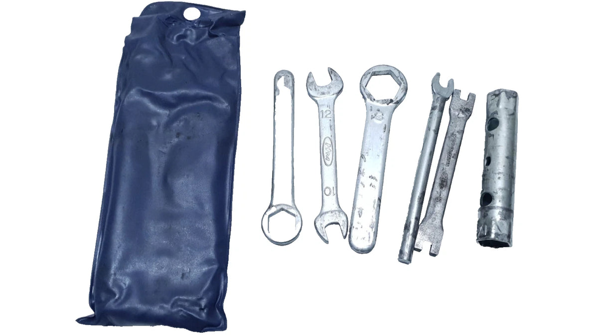 Trousse à outils Honda CA 125 Rebel 1997 Réf : 89010-KR3-000