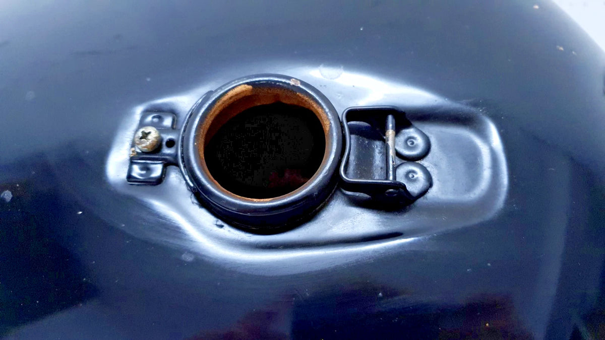 Réservoir d'essence Yamaha XS 400 SE 1981 Réf : 3N6-24110-00-01