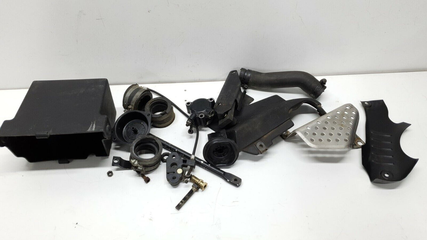 Diverses pièces de carrosserie Triumph 900 Tiger 1994 Parts