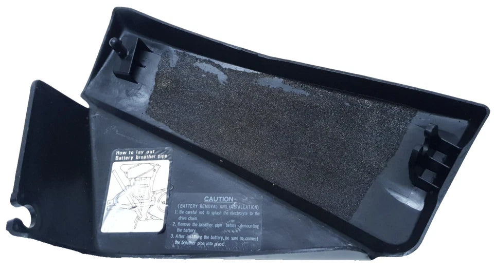 Carénage droit Yamaha SR 125 1993 Réf : 5H02172100FF