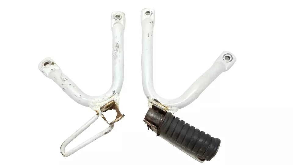 Cales pieds arrière Yamaha DT125LC 1987 n°2 Réf : 34Y-27432-00-33
