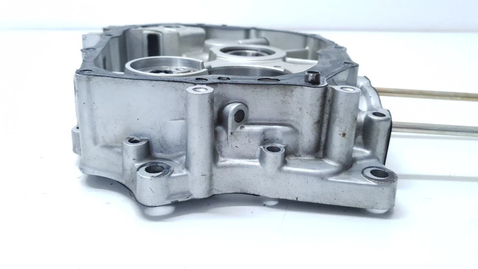 Carter moteur central droit Kymco Stryker 125 2001