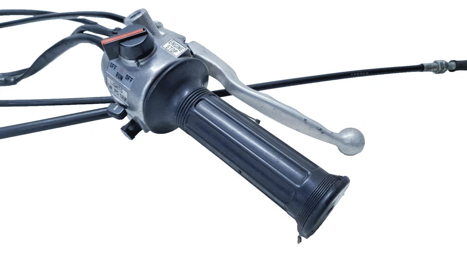 Commodo droit Yamaha SR 125 1993 Réf : 3MW839630000