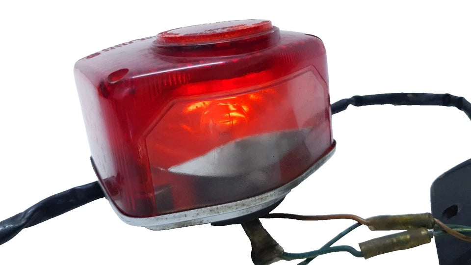 Feu arrière Honda CM 125 T 1980 Réf : 33701-126-721