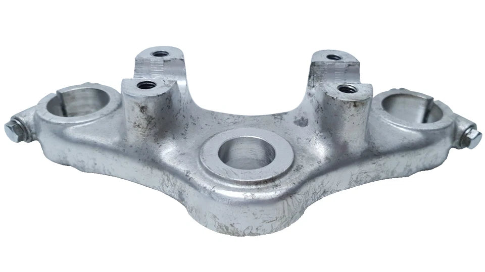 Té de fourche supérieur Honda CM 125 T 1980 Réf : 53231-402-000