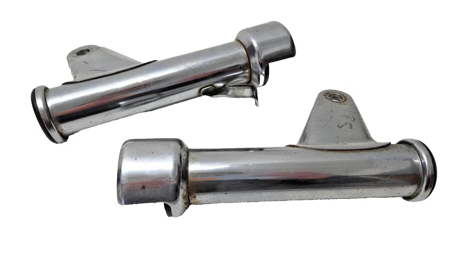 Support de phare avant Honda CM 125 Custom 1995 Réf : 51602-KB4-700