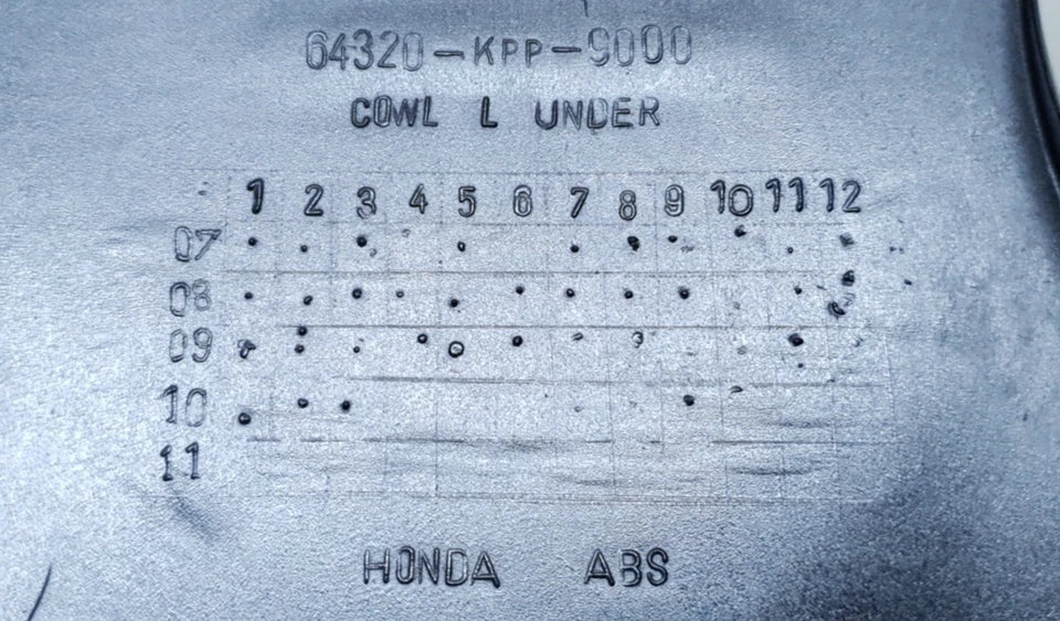 Carénage inférieur gauche Honda CBR 125 2007 Réf : 64400-KTY-D30ZG