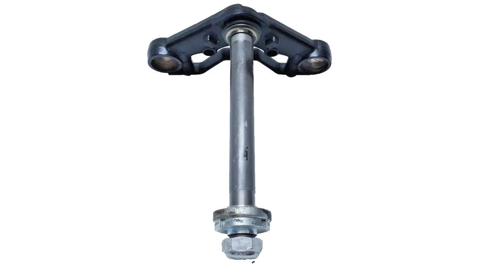 Té de fourche inférieur Honda CM 125 T 1980 Réf : 53200-402-000ZA