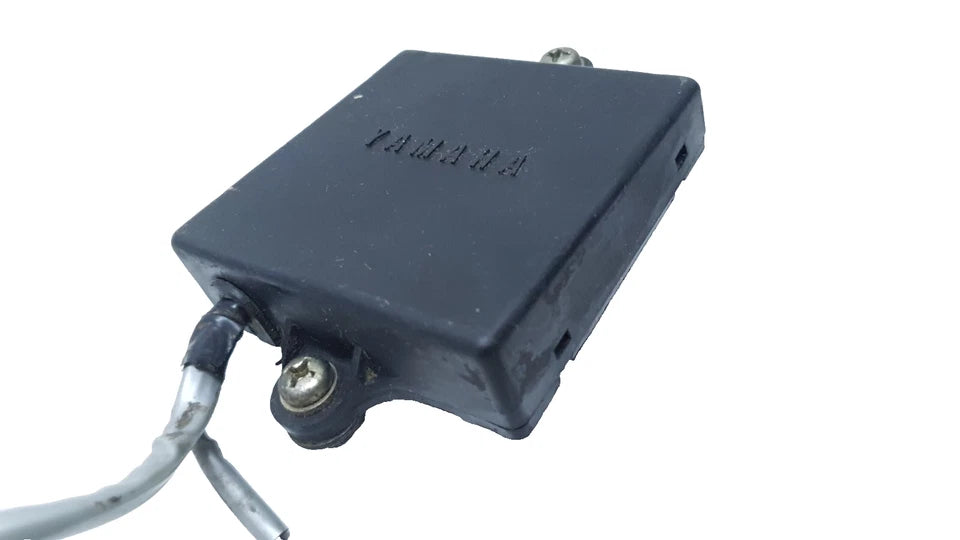 Boitier CDI d'allumage Yamaha DT125LC 1987 n°21 Réf : 57U85830M000