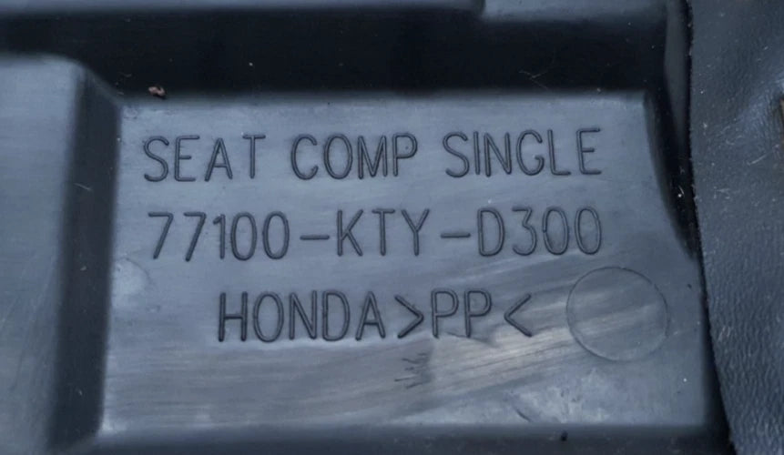 Selle conducteur Honda CBR 125 2007 Réf : 77100-KTY-D30
