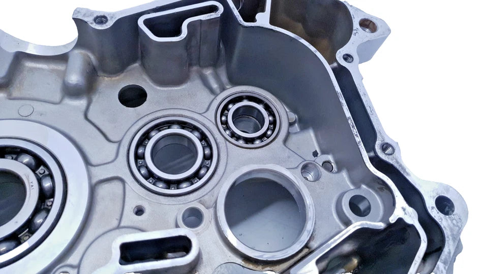 Carter moteur central droit Yamaha XV 125 Virago 2000 Réf : 2UJ151000200