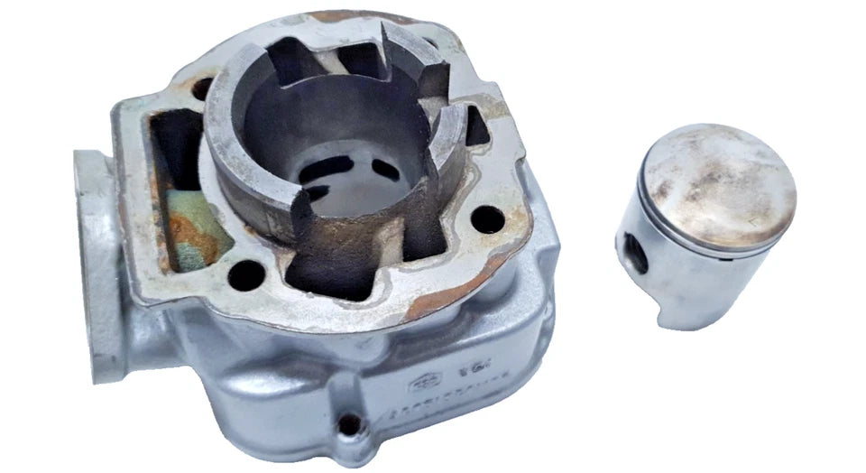 Cylindre et piston cote B 40mm Aprilia RS 50 2010 Réf : 00H02515031