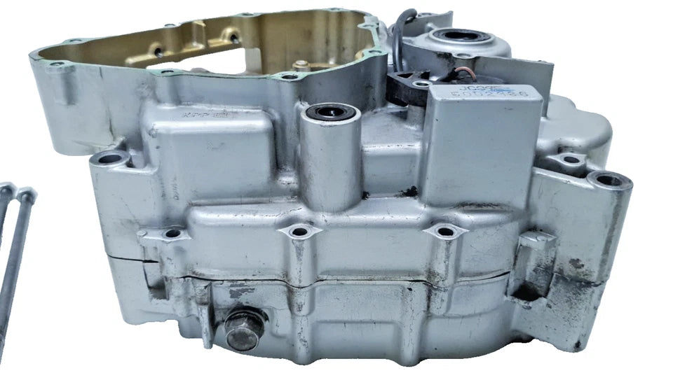 Carters moteur centraux Honda CBR 125 2007 Réf : 11100-KPP-860
