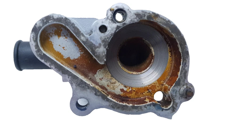 Carter de pompe à eau Yamaha TZR 50 2004 Réf : 3NCE24220000