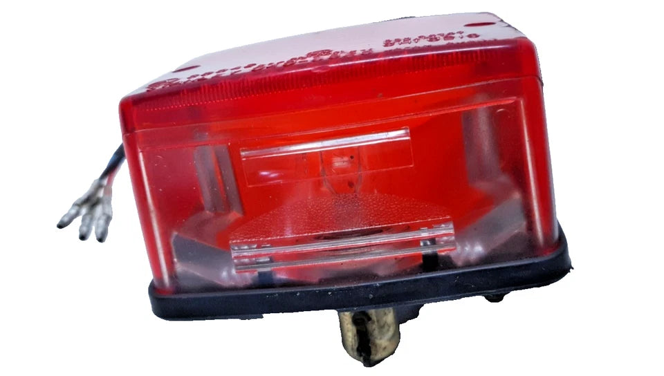 Feu arrière Kawasaki KMX 125 1988 Réf : 230251148