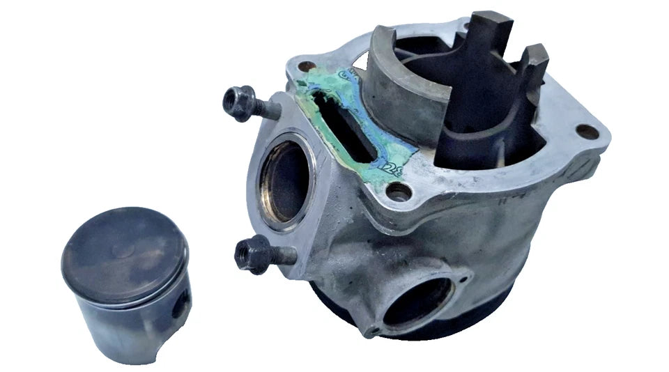 Cylinder and Piston 56mm Yamaha TDR 125 1996 n°2 Ref: 4FU113110000