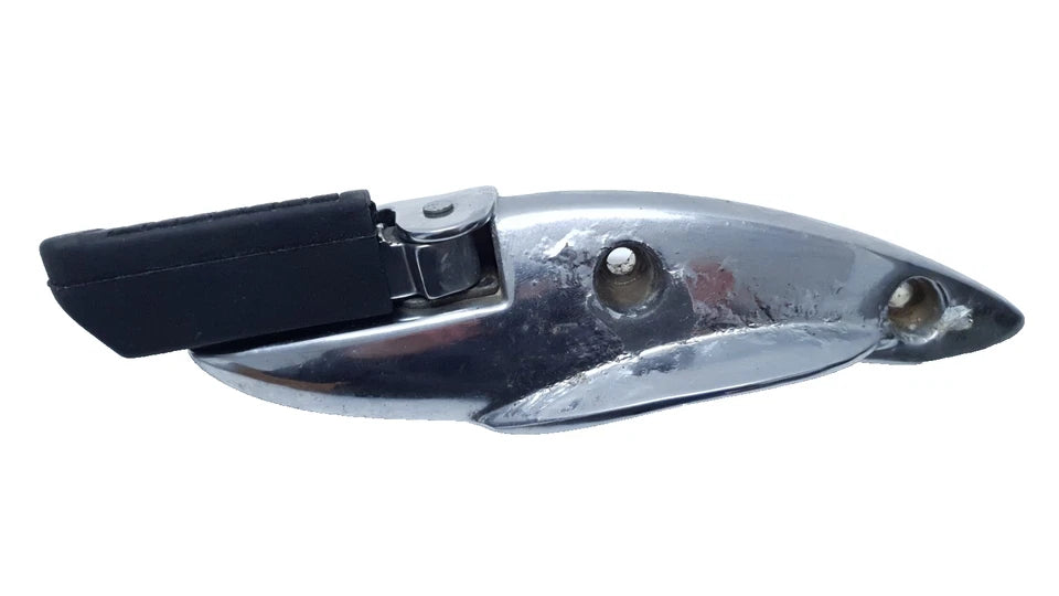 Repose-pied arrière droit Kymco Zing 125 1997 Réf : 50711KKAK900F1A