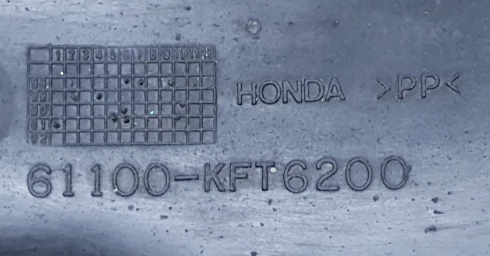 Garde boue avant Honda CLR 125 CityFly 2001 Réf : 61100-KFT-620ZB