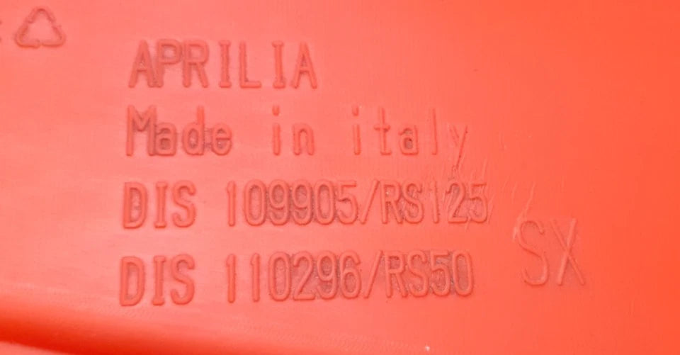 Carénage inférieur gauche Aprilia RS 50 2010 Réf : 86511500W0R
