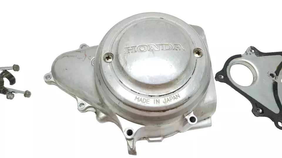 Carter gauche d'allumage Honda CM 125 T 1978-1981 n°3 Réf : 11341-402-000