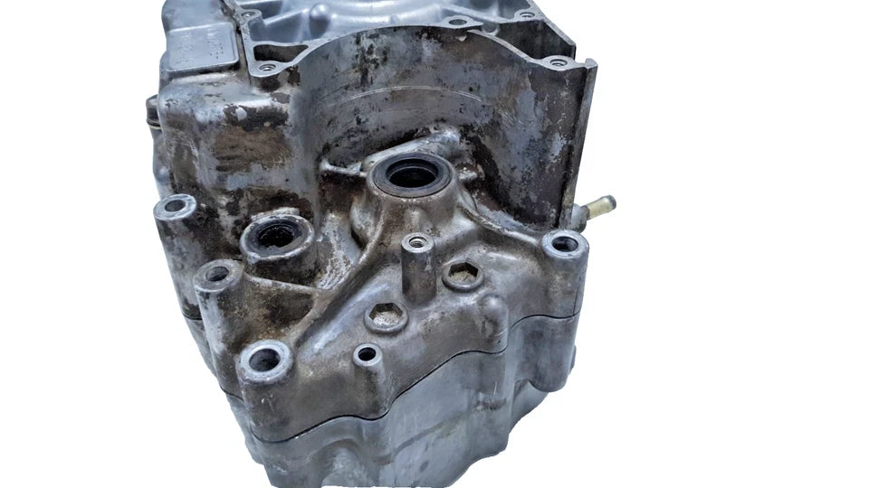 Carters moteur centraux Honda CM 125 T 1980 Réf : 11200-399-000
