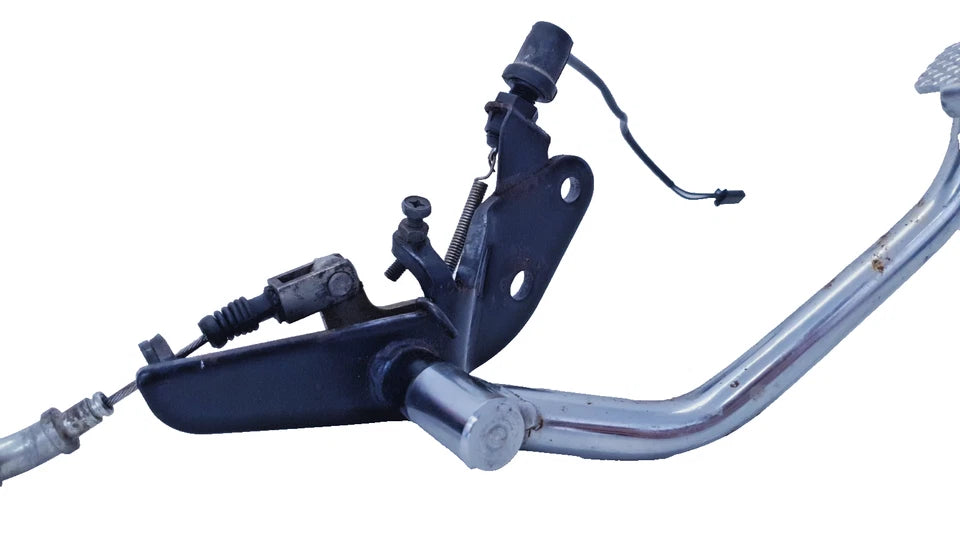 Pédale de frein arrière Yamaha XV 125 Virago 2000 Réf : 2UJ272110100