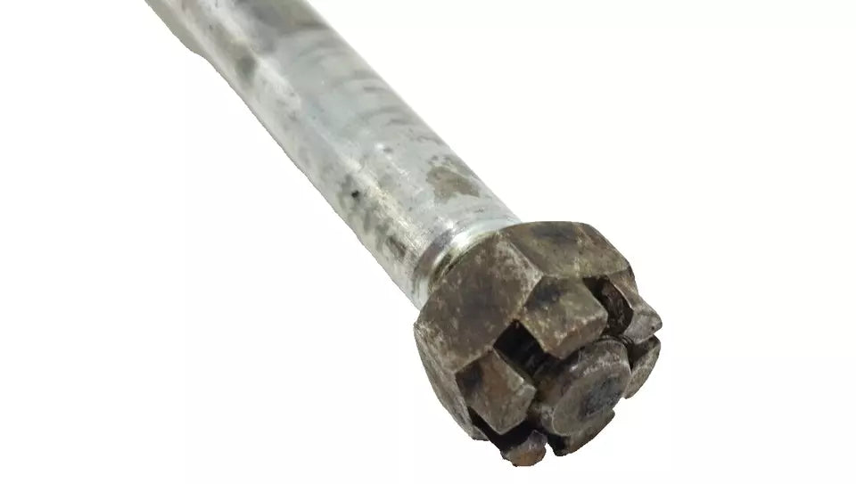 Axe de roue arrière 1-3 Yamaha DTMX 125 1979
