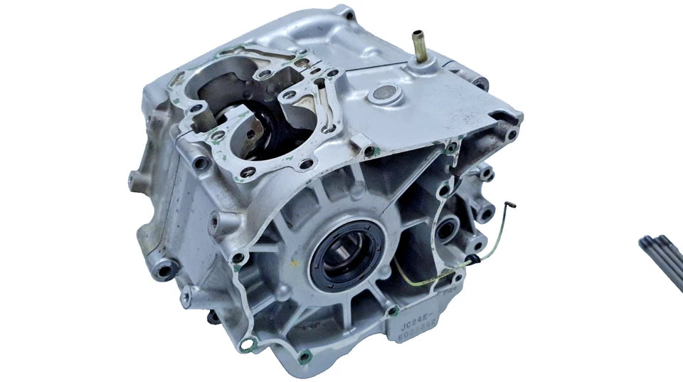Carters moteur centraux Honda CA 125 Rebel 1997 Réf : 1100-KC2-960