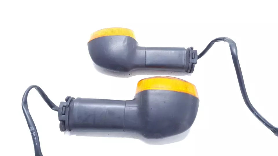 Clignotants arrière Yamaha YBR 125 2010 n°2 Réf : 3D9-H3330-10