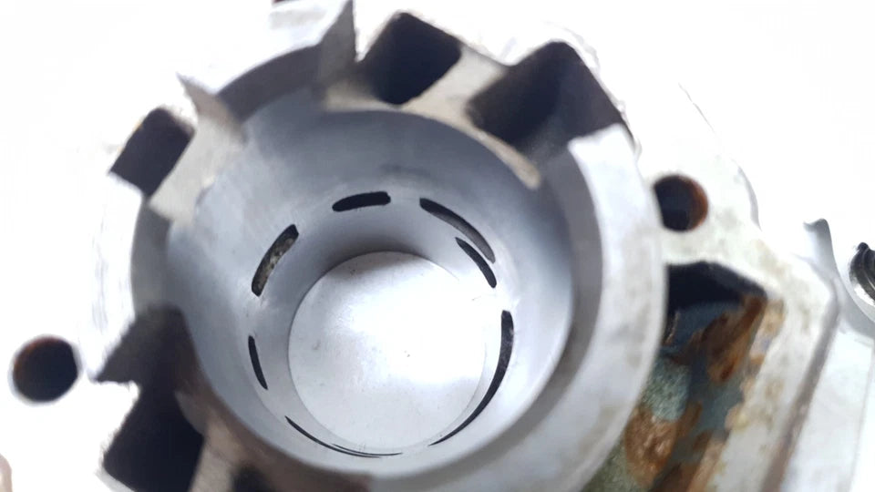 Cylindre et piston cote B 40mm Aprilia RS 50 2010 Réf : 00H02515031