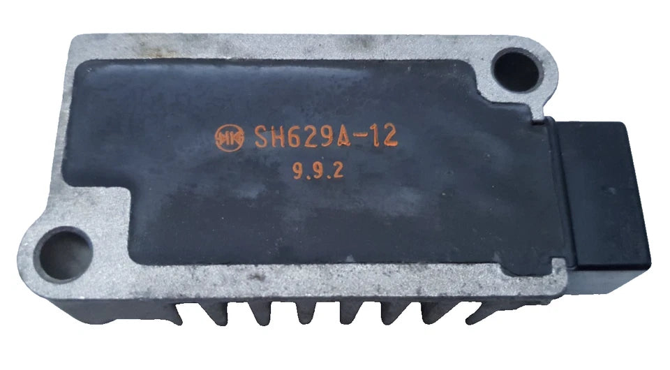 Régulateur de tension Yamaha TDR 125 1998 Réf : 3TJ819600200