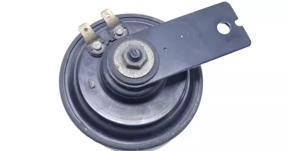 Klaxon / avertisseur sonore Yamaha YBR 125 2006 n°2 Réf : 5CJ833712000