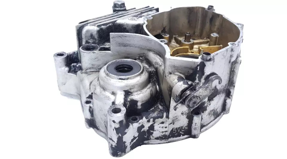 Carter moteur central gauche Yamaha YBR 125 2010 n°2 Réf : 5VL-W1510-11