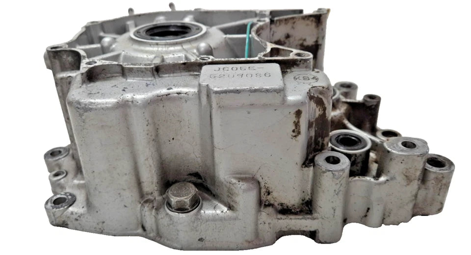 Carter moteur central gauche Honda CM 125 Custom 1995 Réf : 11200-KC2-770