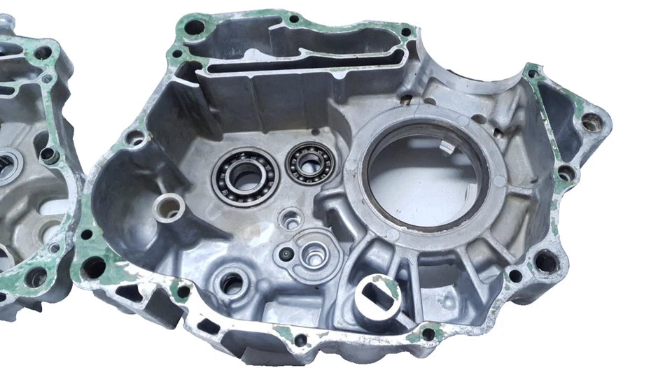 Carters moteur centraux Honda CLR 125 CityFly 2001 Réf : 11100-KFB-000