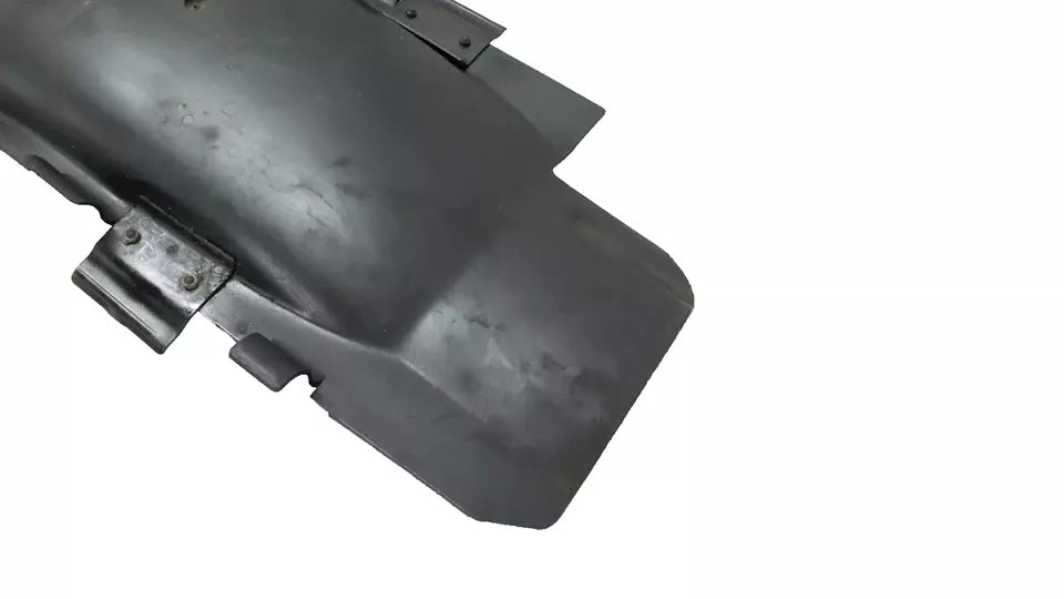 Garde boue arrière noir Suzuki GN 125 2001 Réf : 63112-05302-000
