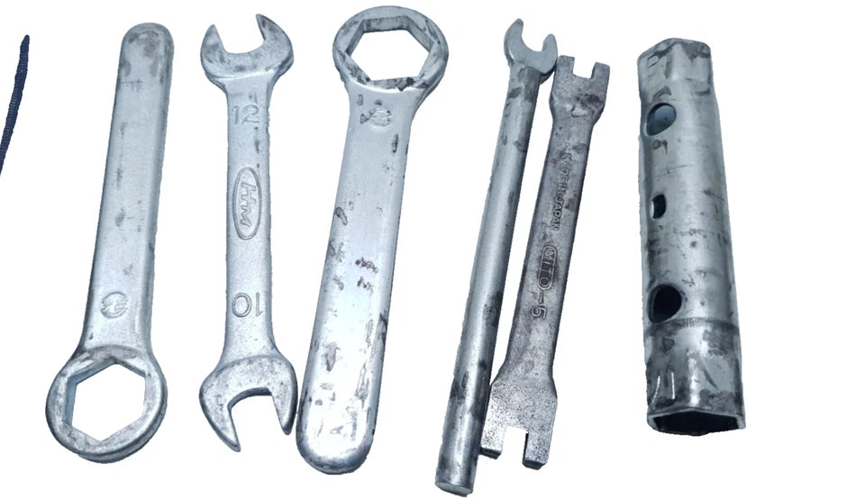 Trousse à outils Honda CA 125 Rebel 1997 Réf : 89010-KR3-000