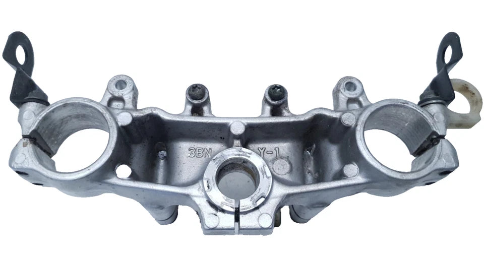 Té de fourche supérieur Yamaha DT125R 1997 n°2 Réf : 3BN234350035