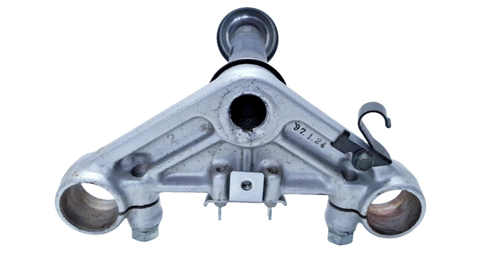 Té de fourche inférieur Yamaha XV 125 Virago 2000 Réf : 2UJ233402100