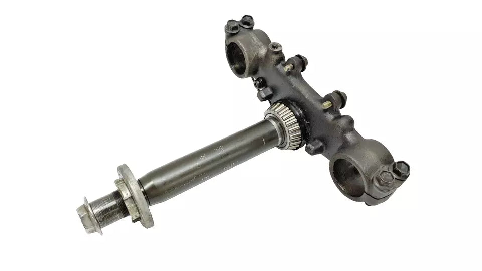 Té de fourche inférieur Yamaha DT125LC 1987 n°6 Réf : 53V-23340-00-90